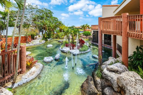 Condo in Deerfield Beach, Florida, 2 bedrooms  № 2252869 - photo 27