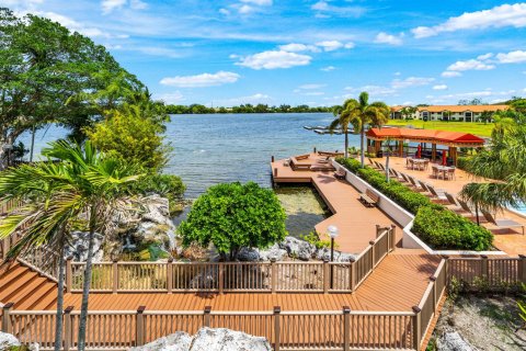 Condo in Deerfield Beach, Florida, 2 bedrooms  № 2252869 - photo 28