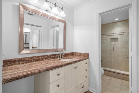 Condo in Deerfield Beach, Florida, 2 bedrooms  № 2252869 - photo 22