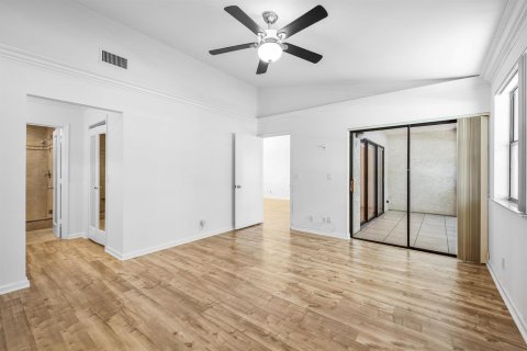 Condo in Deerfield Beach, Florida, 2 bedrooms  № 2252869 - photo 23