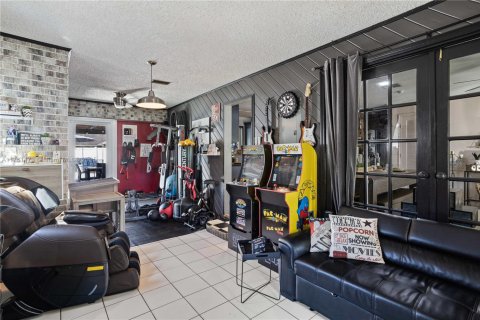 House in North Lauderdale, Florida 3 bedrooms, 125.42 sq.m. № 1728346 - photo 28