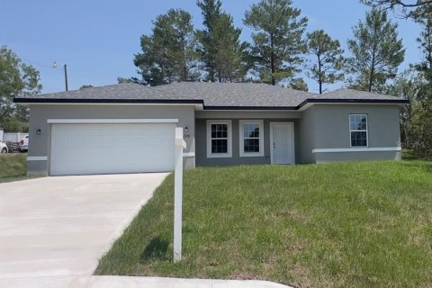 Casa en venta en Citrus Springs, Florida, 4 dormitorios, 146.79 m2 № 1742882 - foto 1