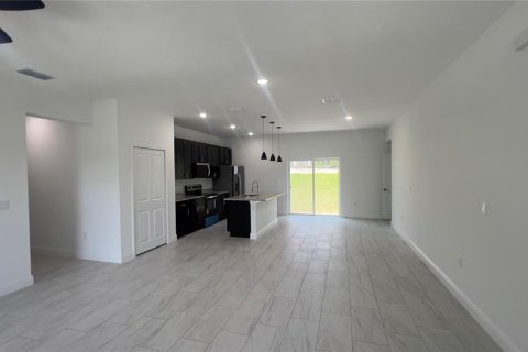 Casa en venta en Citrus Springs, Florida, 4 dormitorios, 146.79 m2 № 1742882 - foto 7
