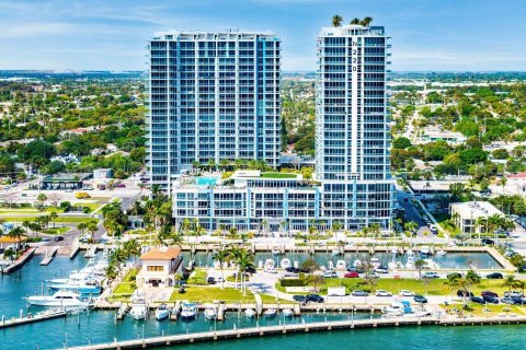 Copropriété à vendre à Lake Park, Floride: 3 chambres, 264.4 m2 № 2078435 - photo 2