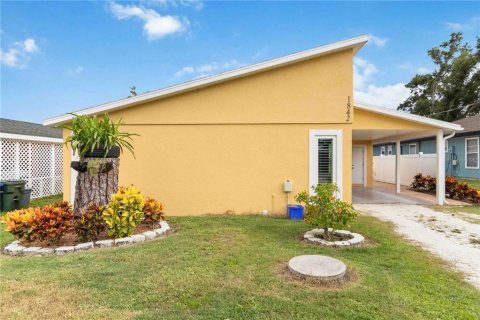 Casa en alquiler en Sarasota, Florida, 3 dormitorios, 135.36 m2 № 1879549 - foto 3