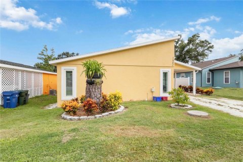 Casa en alquiler en Sarasota, Florida, 3 dormitorios, 135.36 m2 № 1879549 - foto 4