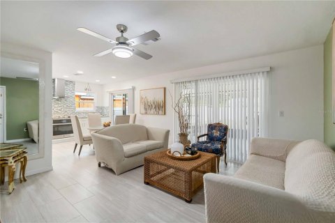 Casa en alquiler en Sarasota, Florida, 3 dormitorios, 135.36 m2 № 1879549 - foto 7