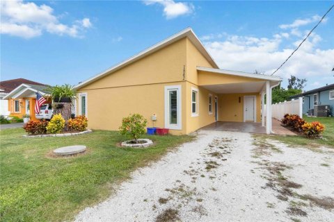 Casa en alquiler en Sarasota, Florida, 3 dormitorios, 135.36 m2 № 1879549 - foto 2