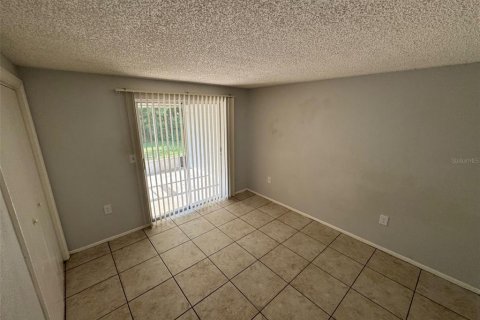 Appartement à louer à Port Richey, Floride: 2 chambres, 74.32 m2 № 2383968 - photo 8