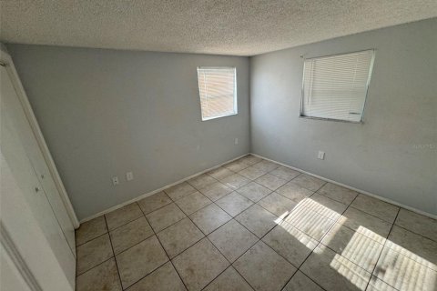 Appartement à louer à Port Richey, Floride: 2 chambres, 74.32 m2 № 2383968 - photo 6