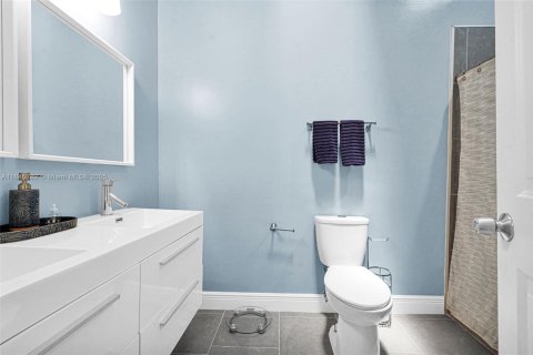 Adosado en venta en North Lauderdale, Florida, 2 dormitorios, 116.31 m2 № 1842946 - foto 19