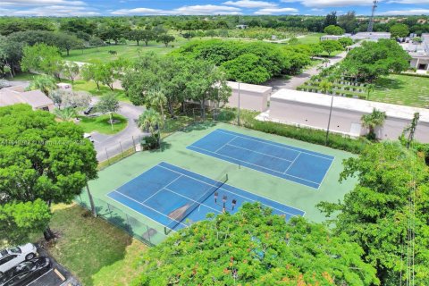 Adosado en venta en North Lauderdale, Florida, 2 dormitorios, 116.31 m2 № 1842946 - foto 4