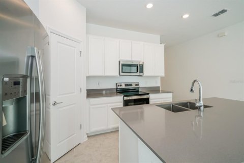 Villa ou maison à louer à Bartow, Floride: 3 chambres, 144.93 m2 № 2100544 - photo 5