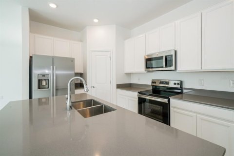 Villa ou maison à louer à Bartow, Floride: 3 chambres, 144.93 m2 № 2100544 - photo 4