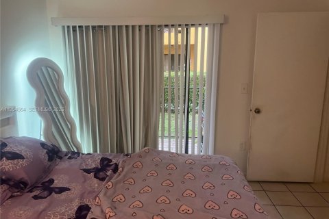 Снять в аренду кондоминиум в Суитуотер, Флорида 2 спальни, 70.42м2, № 2008375 - фото 12