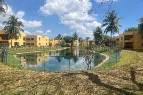 Снять в аренду кондоминиум в Суитуотер, Флорида 2 спальни, 70.42м2, № 2008375 - фото 25