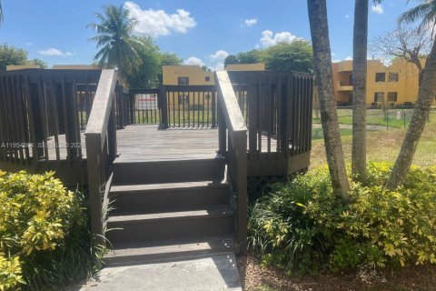 Снять в аренду кондоминиум в Суитуотер, Флорида 2 спальни, 70.42м2, № 2008375 - фото 28