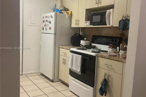 Снять в аренду кондоминиум в Суитуотер, Флорида 2 спальни, 70.42м2, № 2008375 - фото 15