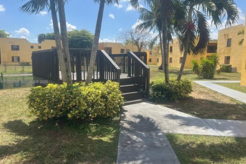 Снять в аренду кондоминиум в Суитуотер, Флорида 2 спальни, 70.42м2, № 2008375 - фото 29