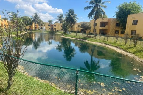 Снять в аренду кондоминиум в Суитуотер, Флорида 2 спальни, 70.42м2, № 2008375 - фото 26