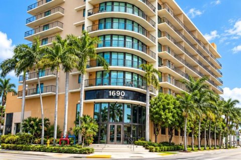 Condo à Miami, Floride, 1 chambre  № 2387125