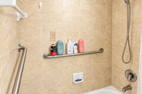 Copropriété à vendre à Miami, Floride: 1 chambre, 71.35 m2 № 2387125 - photo 20