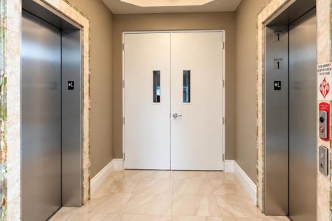 Copropriété à vendre à Miami, Floride: 1 chambre, 71.35 m2 № 2387125 - photo 4