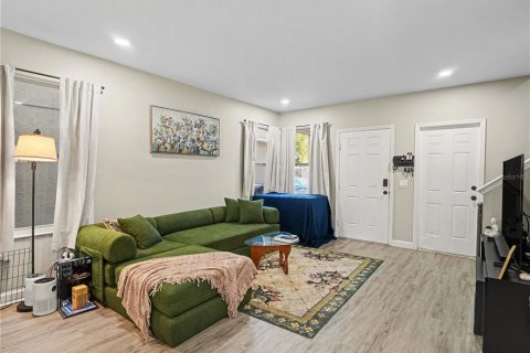 Villa ou maison à louer à Riverview, Floride: 4 chambres, 162.95 m2 № 2388164 - photo 6