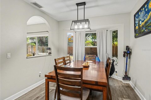 Villa ou maison à louer à Riverview, Floride: 4 chambres, 162.95 m2 № 2388164 - photo 7