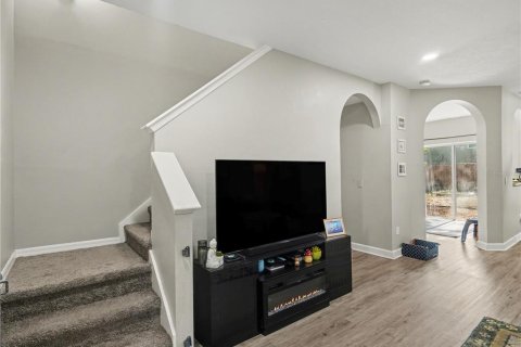 Villa ou maison à louer à Riverview, Floride: 4 chambres, 162.95 m2 № 2388164 - photo 3