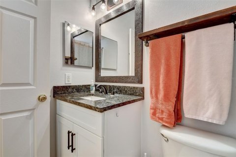 House in Orlando, Florida 4 bedrooms, 216.37 sq.m. № 1190199 - photo 21