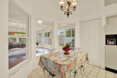 House in Tampa, Florida 2 bedrooms, 187.48 sq.m. № 1810558 - photo 22