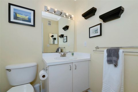 Copropriété à vendre à Sarasota, Floride: 2 chambres, 113.71 m2 № 1680382 - photo 30