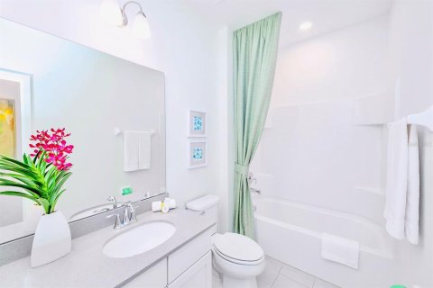 Casa en venta en Kissimmee, Florida, 12 dormitorios, 452.81 m2 № 2227824 - foto 30