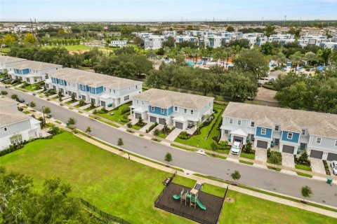 Touwnhouse à vendre à Kissimmee, Floride: 3 chambres, 158.68 m2 № 2427379 - photo 15