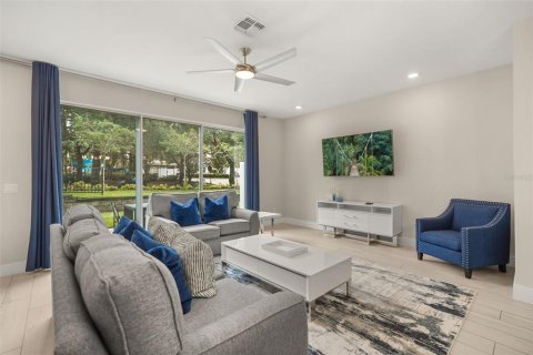 Touwnhouse à vendre à Kissimmee, Floride: 3 chambres, 158.68 m2 № 2427379 - photo 6
