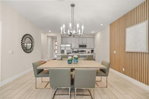 Touwnhouse à vendre à Kissimmee, Floride: 3 chambres, 158.68 m2 № 2427379 - photo 3
