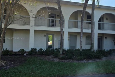 Condominio en Coconut Creek, Florida, 1 dormitorio  № 2054776