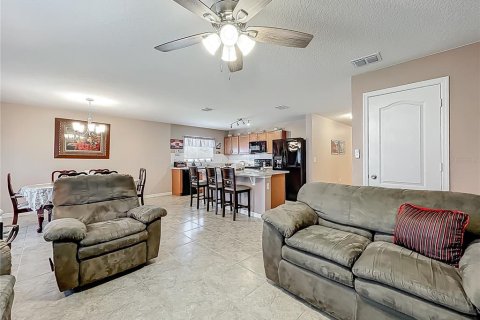 Villa ou maison à vendre à Mascotte, Floride: 4 chambres, 158.03 m2 № 1877473 - photo 16