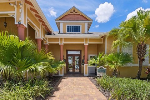 Immobilier commercial à vendre à Tampa, Floride: 2 chambres, 107.58 m2 № 2423658 - photo 3