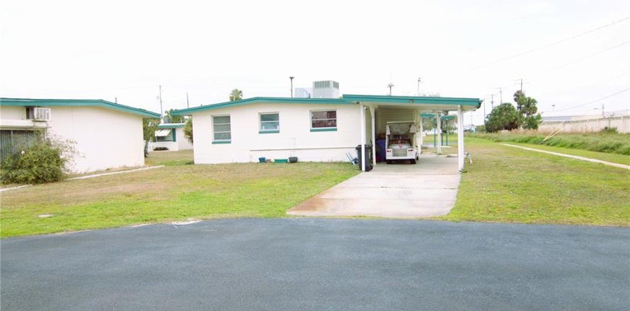 Casa en Sun City Center, Florida 1 dormitorio, 77.48 m2 № 1529226