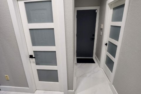 Casa en venta en Coral Springs, Florida, 4 dormitorios, 267.93 m2 № 2391835 - foto 6