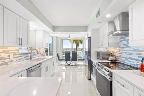 Copropriété à louer à Clearwater, Floride: 2 chambres, 149.57 m2 № 2102070 - photo 10