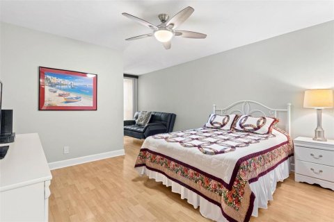 Copropriété à louer à Clearwater, Floride: 2 chambres, 149.57 m2 № 2102070 - photo 24