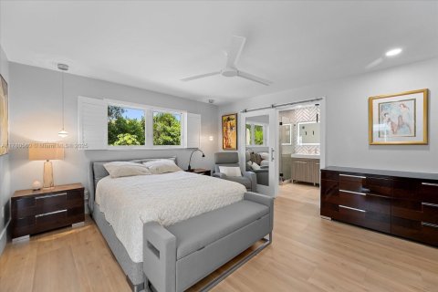 House in Palmetto Bay, Florida 4 bedrooms, 205.59 sq.m. № 1711380 - photo 24