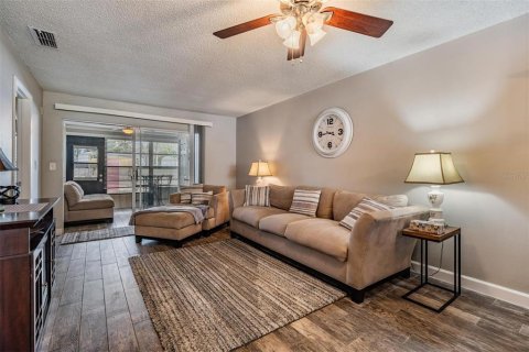 Copropriété à vendre à Port Richey, Floride: 2 chambres, 108.79 m2 № 2143662 - photo 9