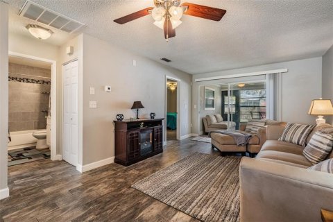 Copropriété à vendre à Port Richey, Floride: 2 chambres, 108.79 m2 № 2143662 - photo 11