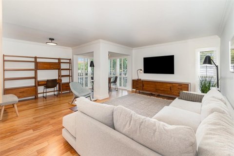 Condo in Winter Park, Florida, 2 bedrooms  № 1648154 - photo 6