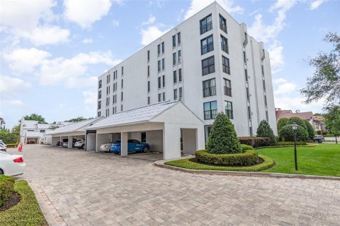 Condo in Winter Park, Florida, 2 bedrooms  № 1648154 - photo 26
