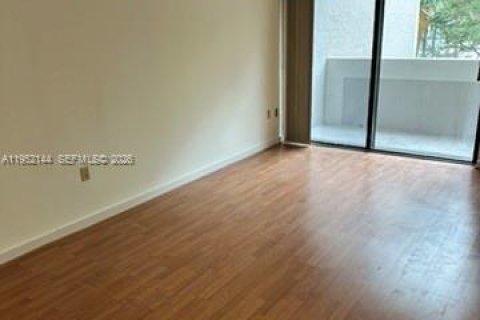 Villa ou maison à vendre à Miami, Floride: 2 chambres, 120.4 m2 № 2017428 - photo 15